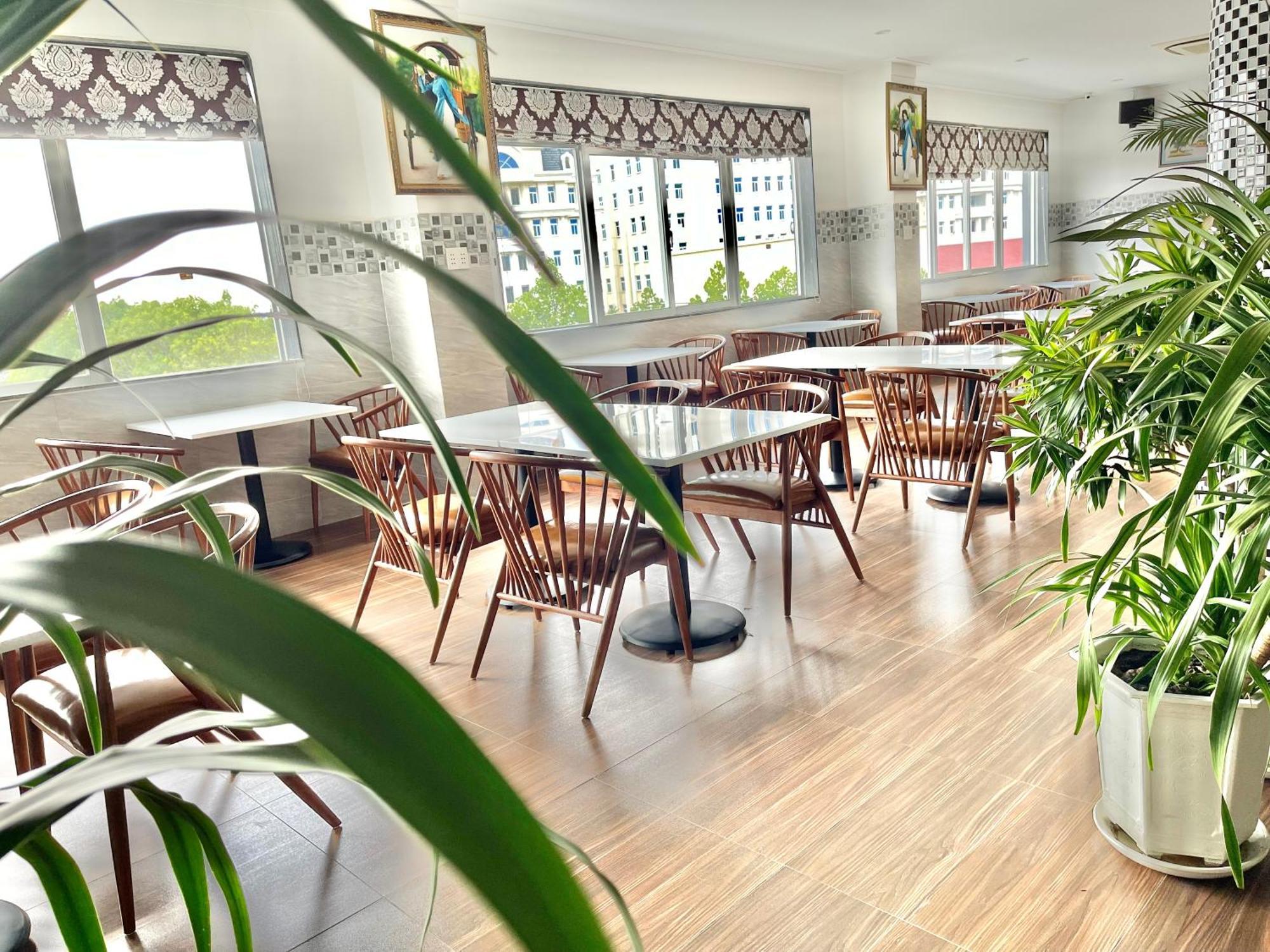 Long Bao Chau Hotel Thu Dau Mot Esterno foto