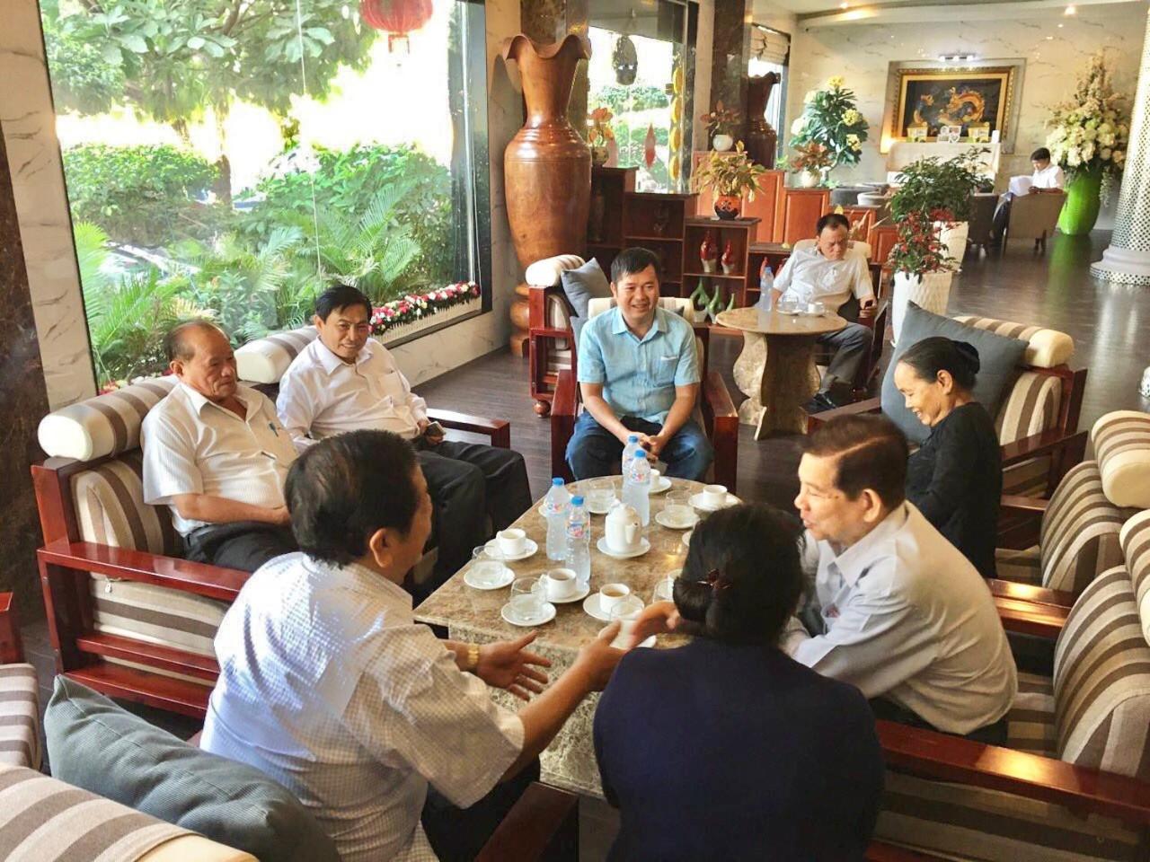 Long Bao Chau Hotel Thu Dau Mot Esterno foto