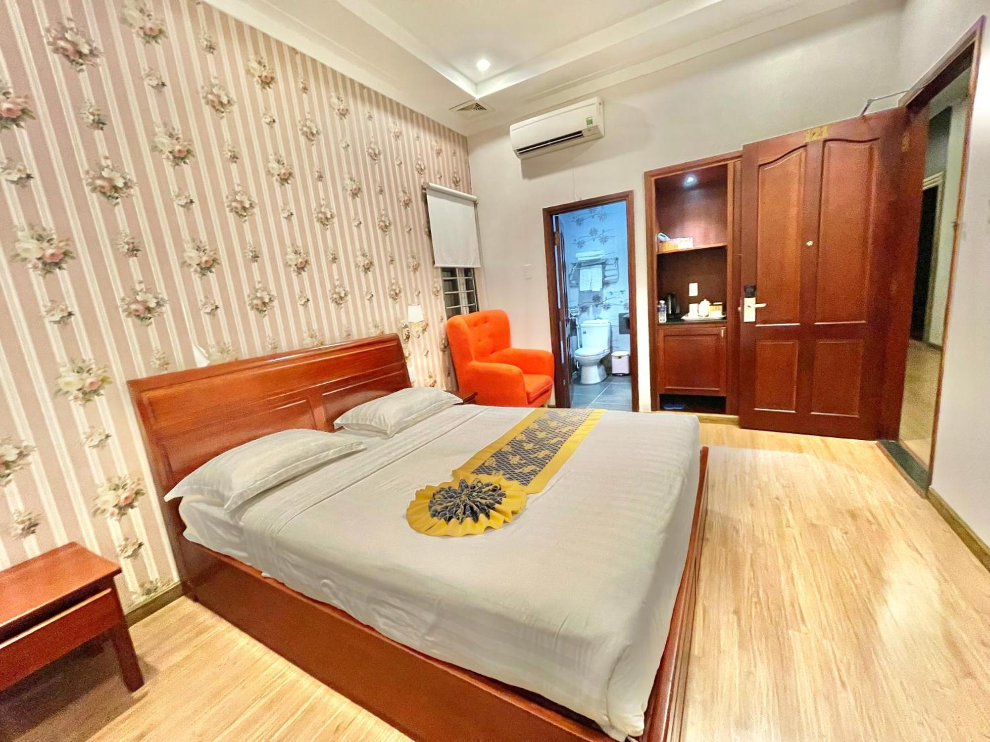 Long Bao Chau Hotel Thu Dau Mot Esterno foto