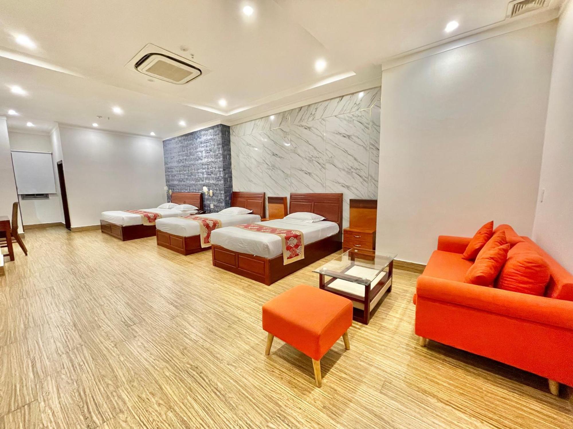 Long Bao Chau Hotel Thu Dau Mot Esterno foto